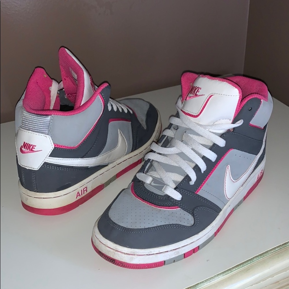 Nike air. Pink and gray 8.5